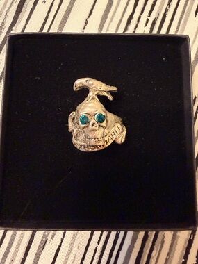Expendables style ring with skull and raven. NWOT.